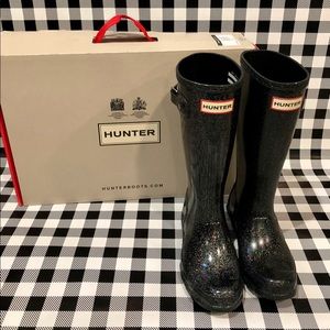 Hunter Boots, glossy black with iridescent glitter